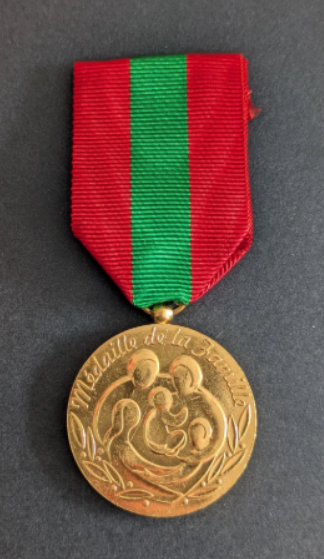 Médaille de la famille (3)