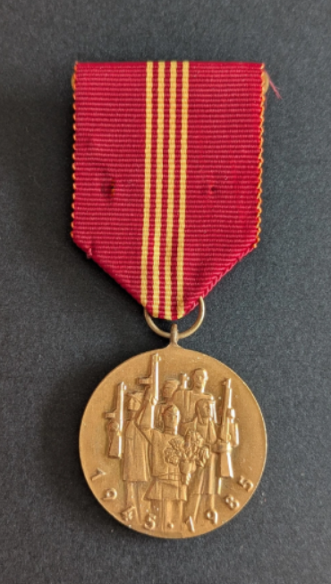Médaille commémorative du 40eme anniversaire de la libération de la Tchécoslovaquie