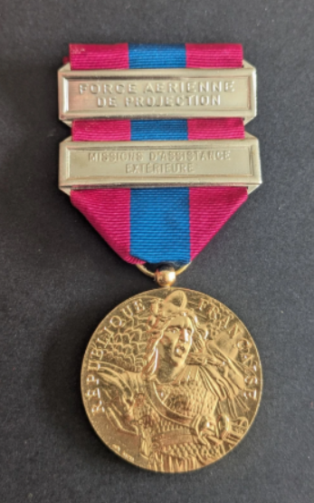 Médaille de la défense nationale FORCE AERIENNE DE PROJECTION – MISSIONS D&rsquo;ASSISTANCE EXTERIEURE