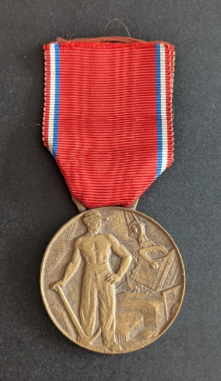 Médaille du syndicat professionnel des entrepreneurs de travaux publics de France