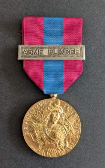 Médaille de la défense nationale  ARME BLINDEE