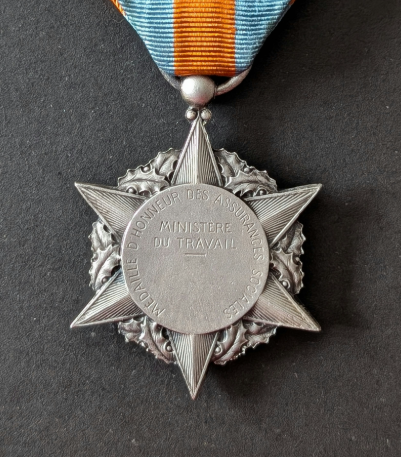 Revers