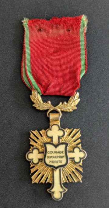 Croix du mérite et du dévouement français