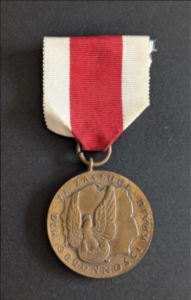 Médaille pour services rendus à la Défense Nationale