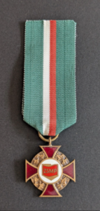 Décoration du mérite pour l’association de la jeunesse socialiste polonaise