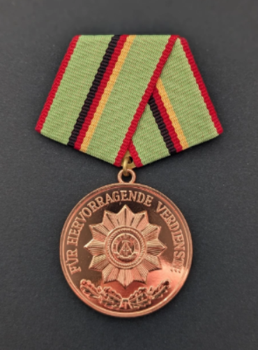 Médaille du mérite des organes du ministère de l’intérieur (1)