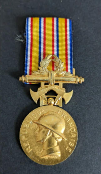 Médaille d&rsquo;honneur des sapeurs pompiers (2/2)