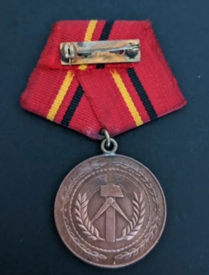 Revers