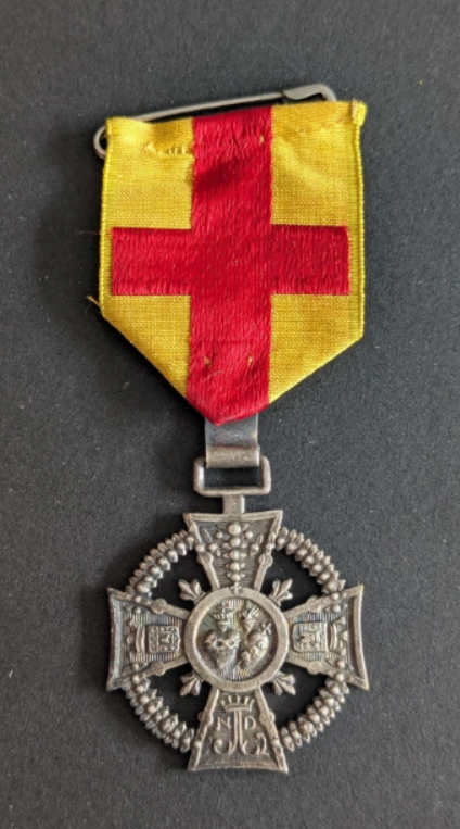 Médaille du pèlerinage à Lourdes de l’Hospitalité du Poitou