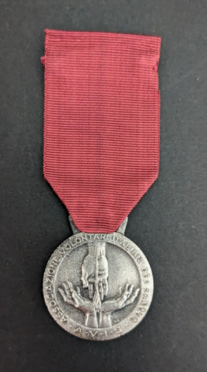 Médaille de l’Association italienne des volontaires du sang (1)
