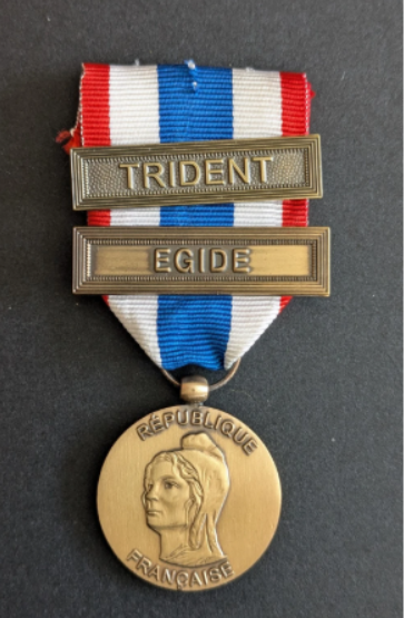 Médaille de la protection militaire du territoire (2/2)