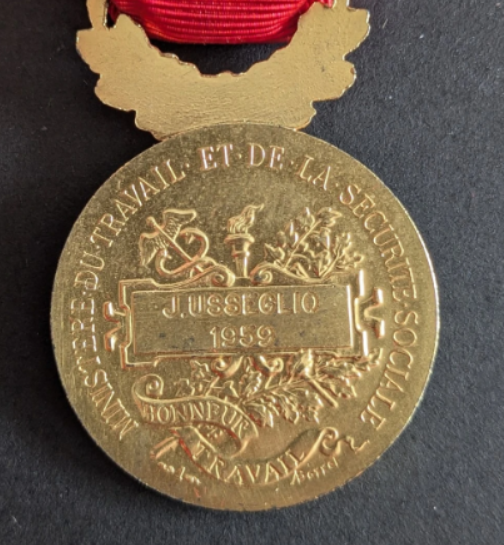 Médaille d&rsquo;honneur du travail (10/3)