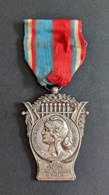 Médaille d&rsquo;honneur de la confédération musicale de France pour les sociétés musicales
