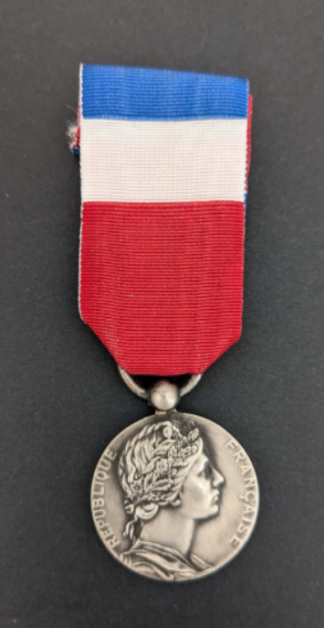 Revers