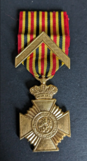 Décoration militaire pour bons et loyaux services (2)